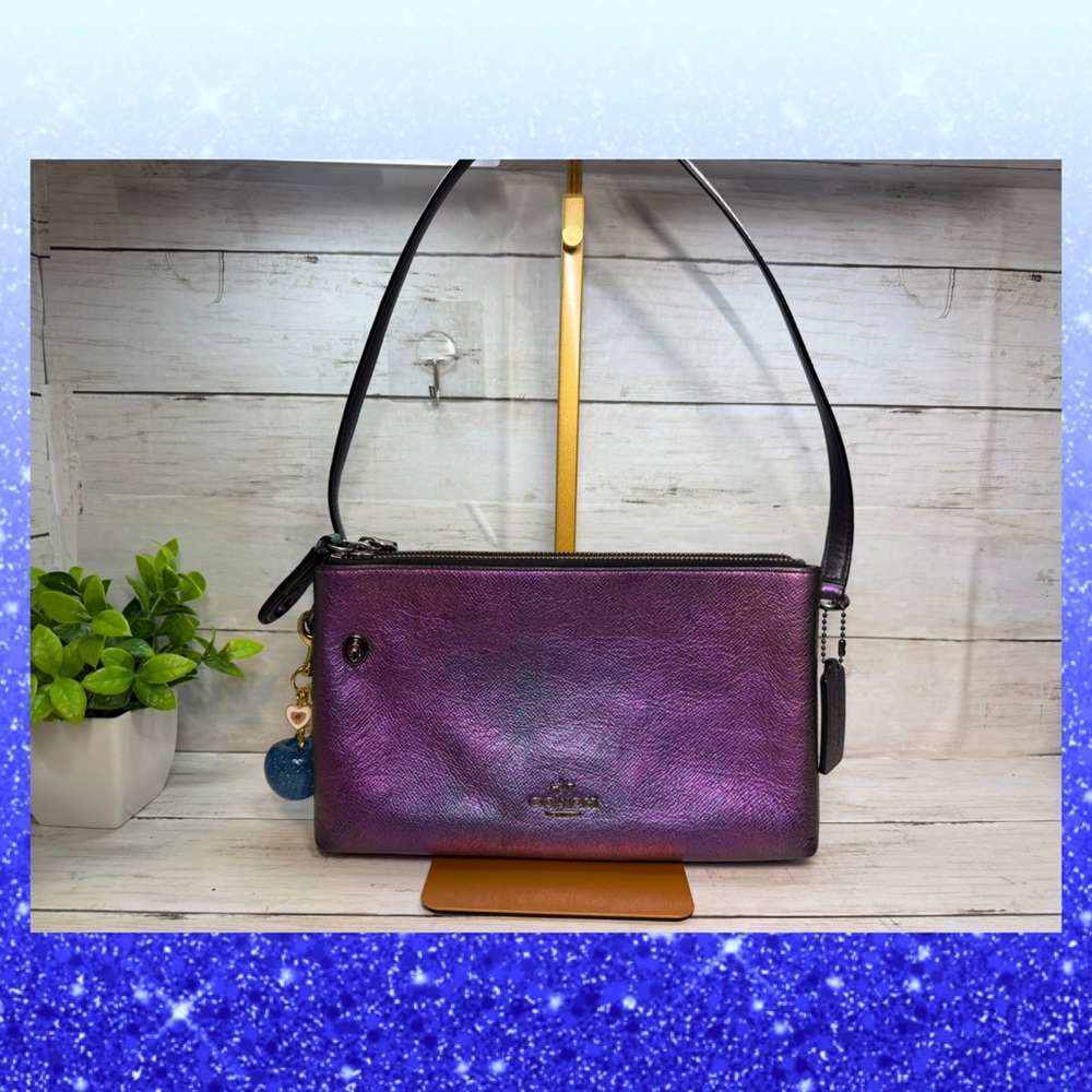 Rare Coach Crosby Hologram Iridescent
Crossbody Purple Green blue - Picture 3 of 16
